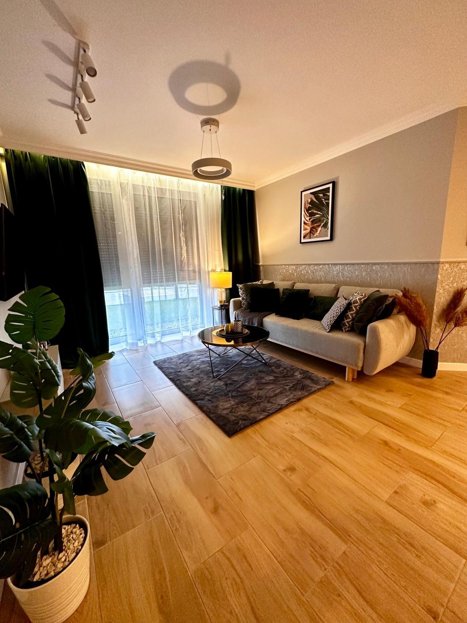 Apartamenty Kielce- Klonowa Nad Zalewem, 1-13 Osob, Faktura, Parking, Centrum Exterior foto