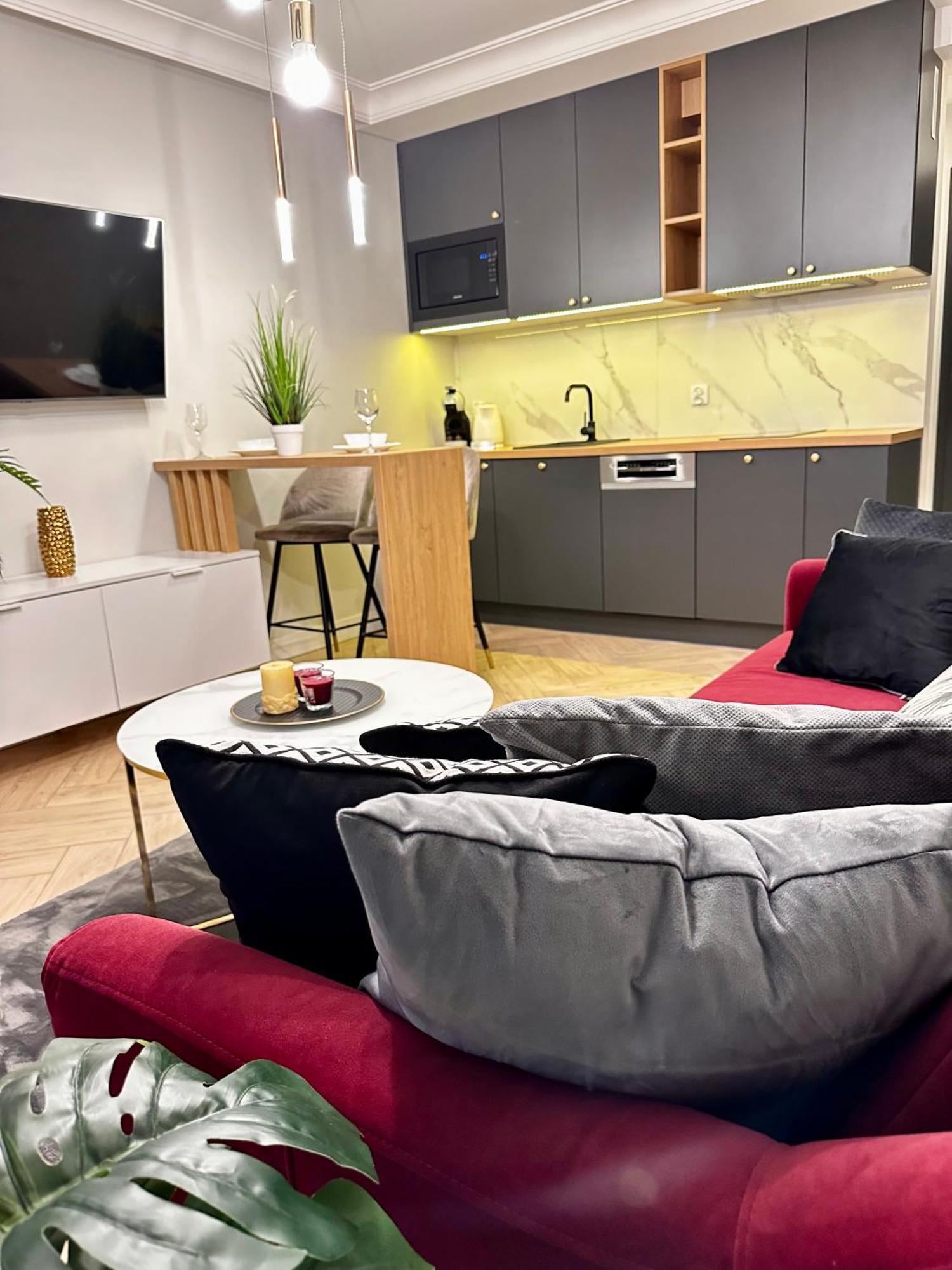 Apartamenty Kielce- Klonowa Nad Zalewem, 1-13 Osob, Faktura, Parking, Centrum Exterior foto